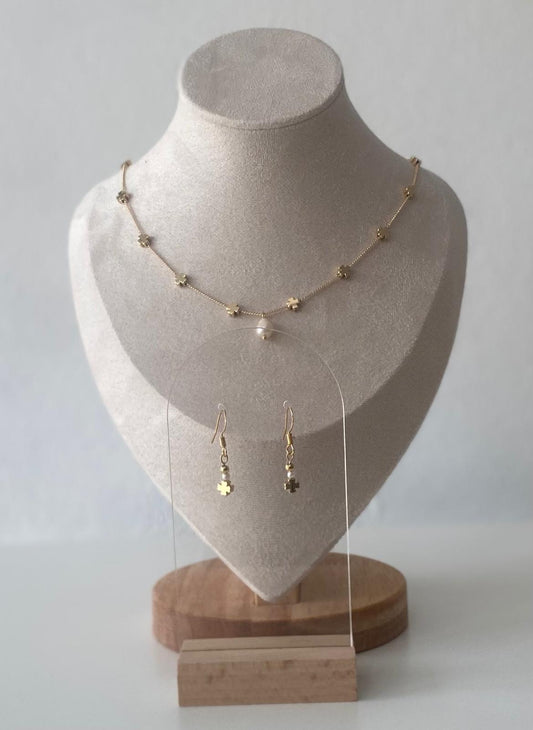 MERAKI DESIGNS- Clover Necklace & Earrings Set